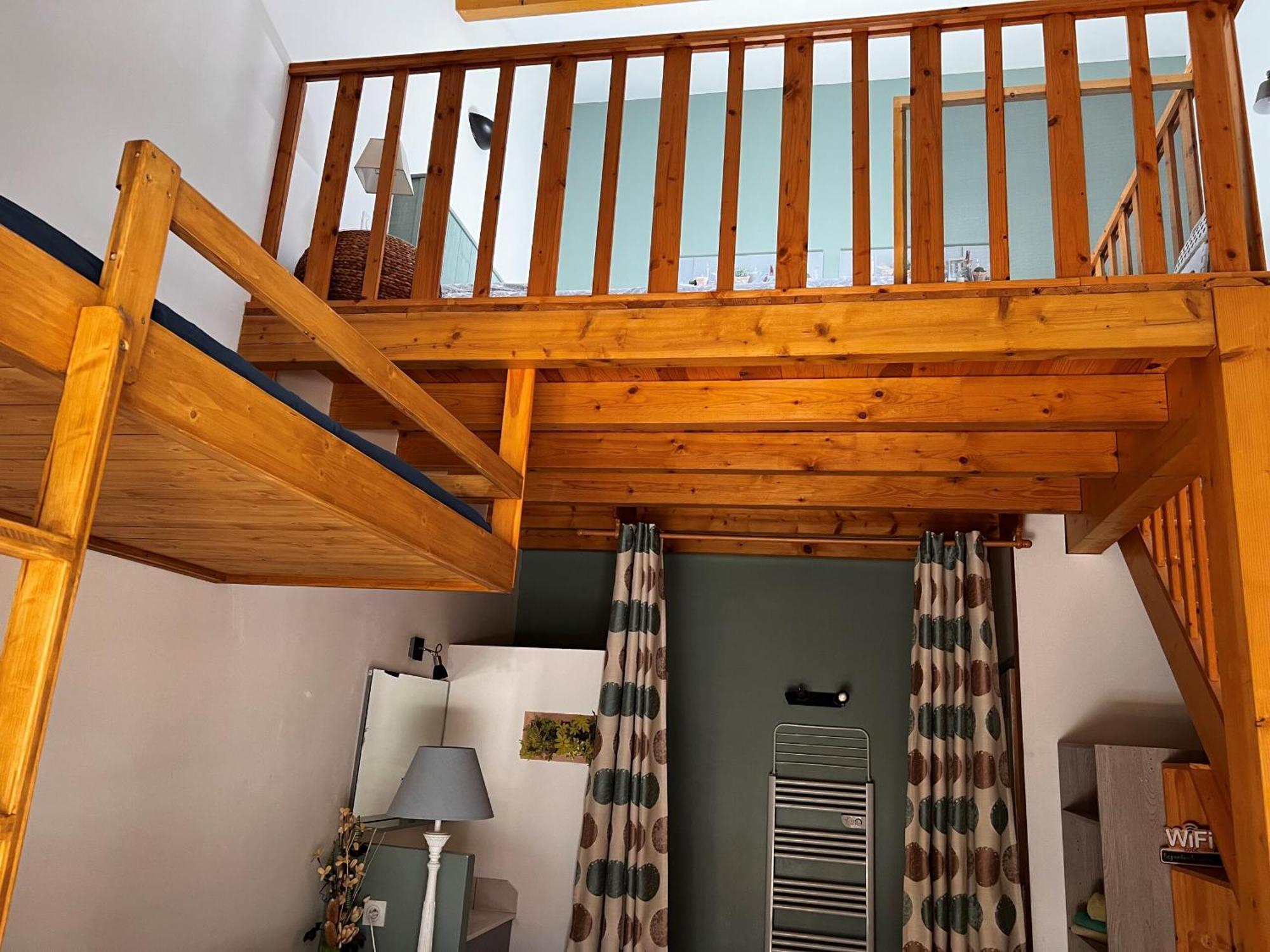 Le Jardin Des Gorges Bed & Breakfast Belvianes-et-Cavirac Стая снимка