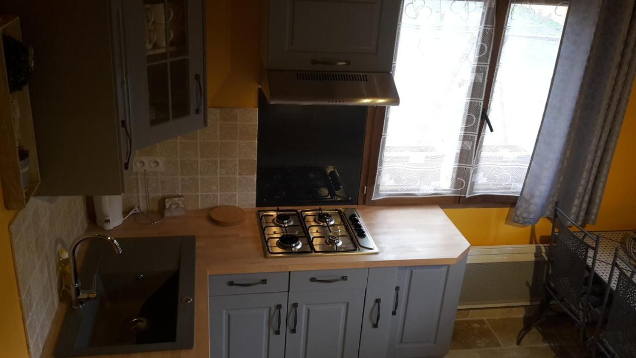 Le Jardin Des Gorges Bed & Breakfast Belvianes-et-Cavirac Стая снимка