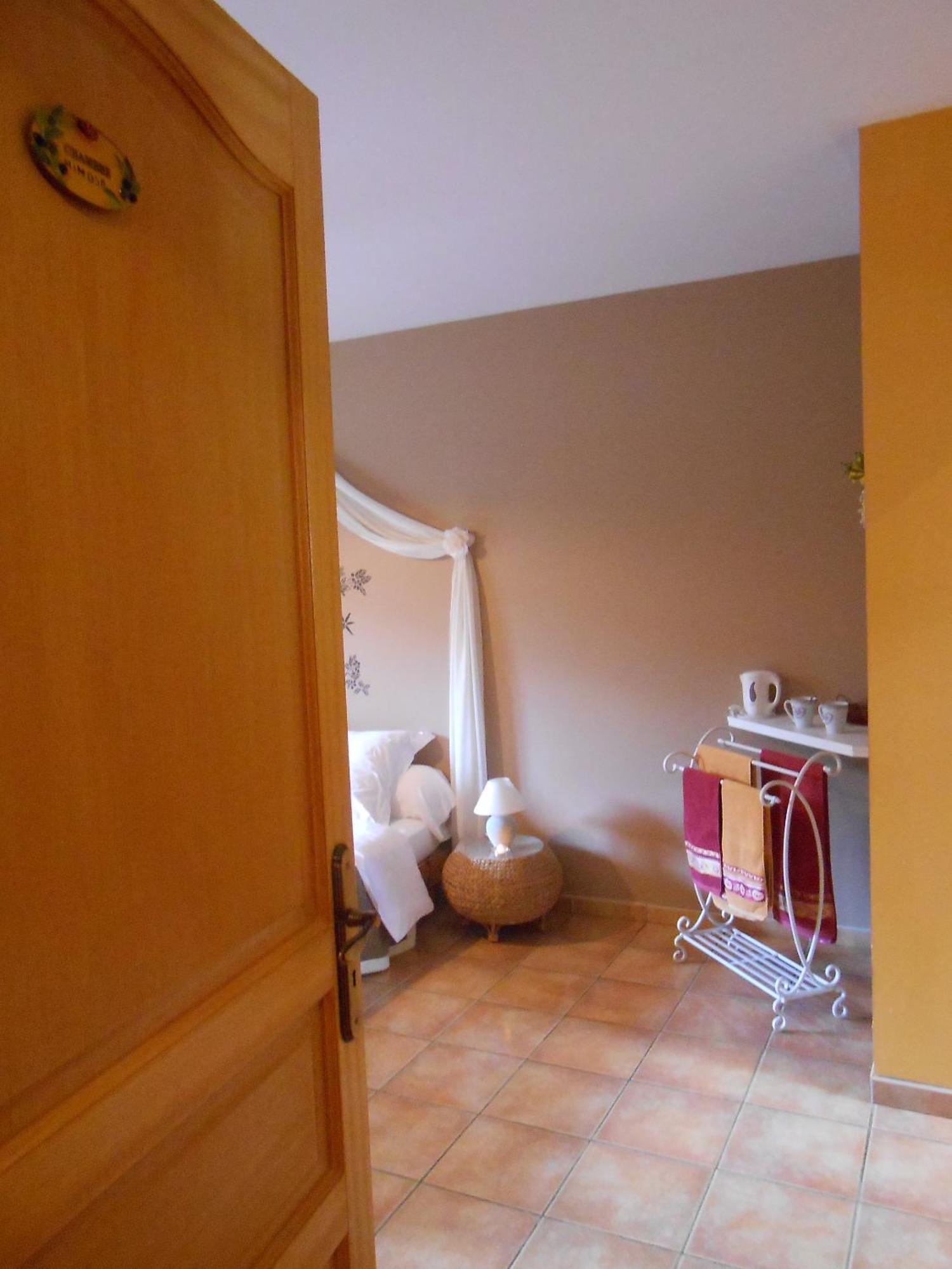 Le Jardin Des Gorges Bed & Breakfast Belvianes-et-Cavirac Екстериор снимка
